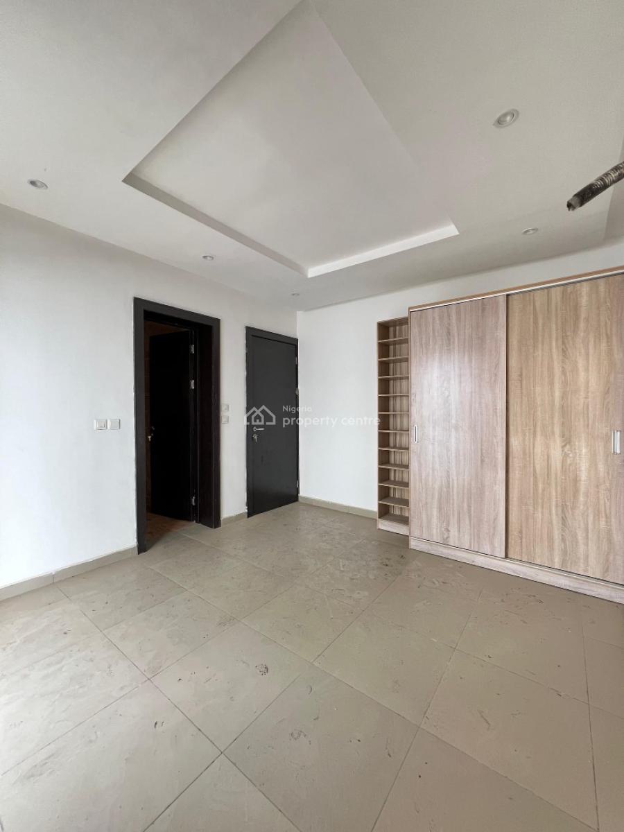 Well Finished 4 Terraced Duplex with Bq in a Serene Environment, Chevron, Lekki, Lagos, Terraced Duplex for Sale