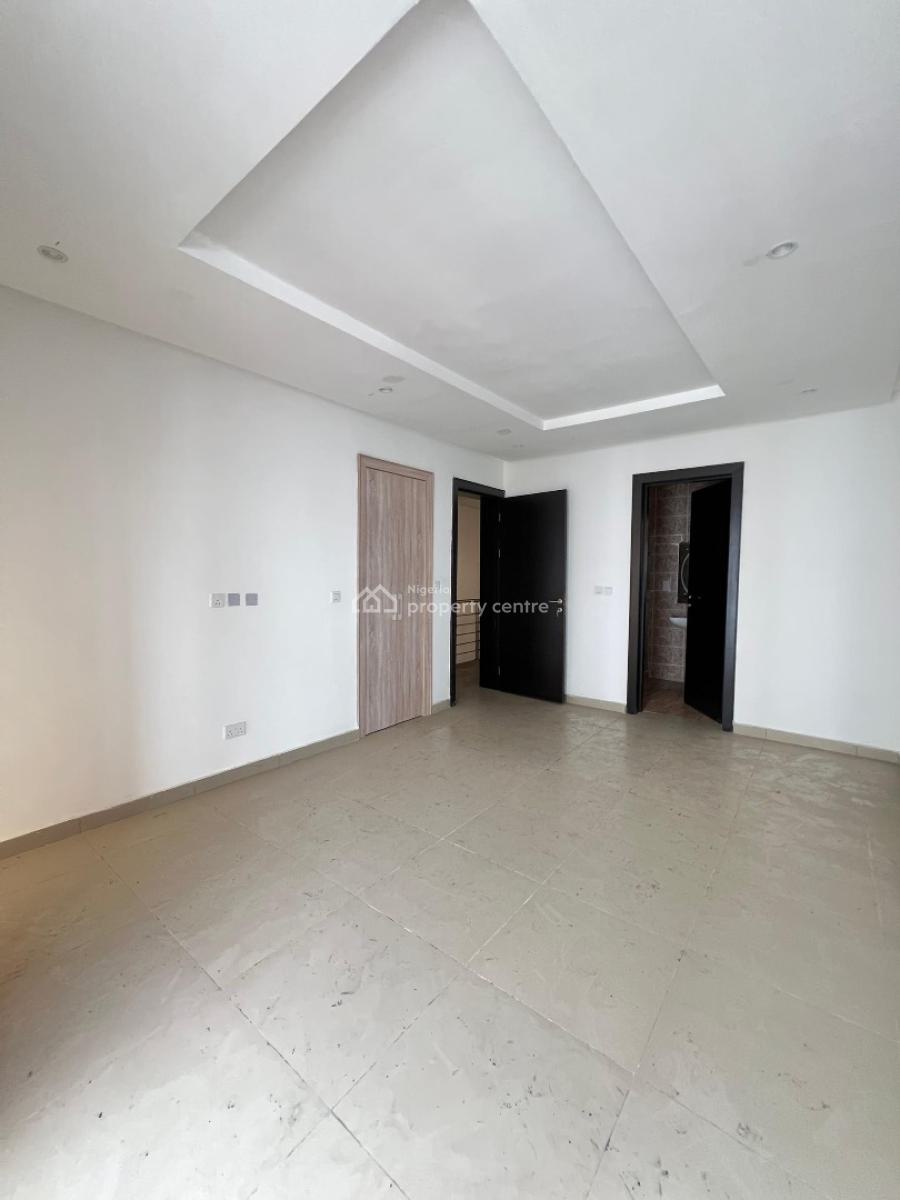 Well Finished 4 Terraced Duplex with Bq in a Serene Environment, Chevron, Lekki, Lagos, Terraced Duplex for Sale