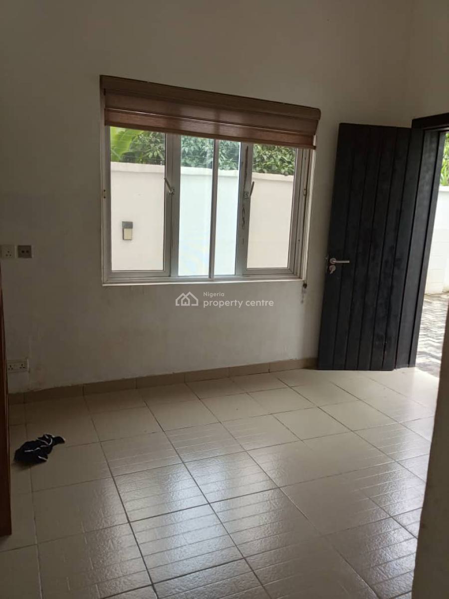 a Room Self Contain, Road 12, Lekki Scheme 2, Ajah, Lagos, Self Contain (single Rooms) for Rent