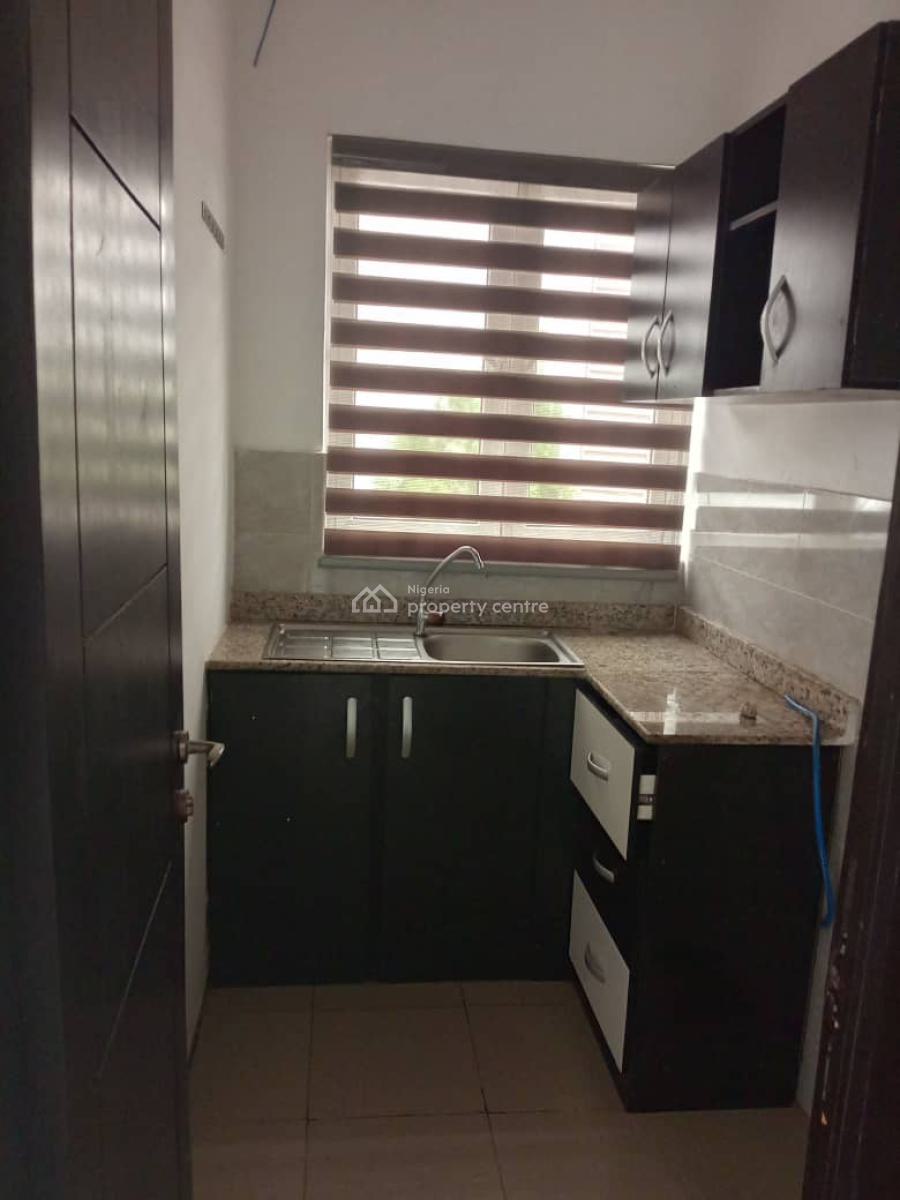 a Room Self Contain, Road 12, Lekki Scheme 2, Ajah, Lagos, Self Contain (single Rooms) for Rent
