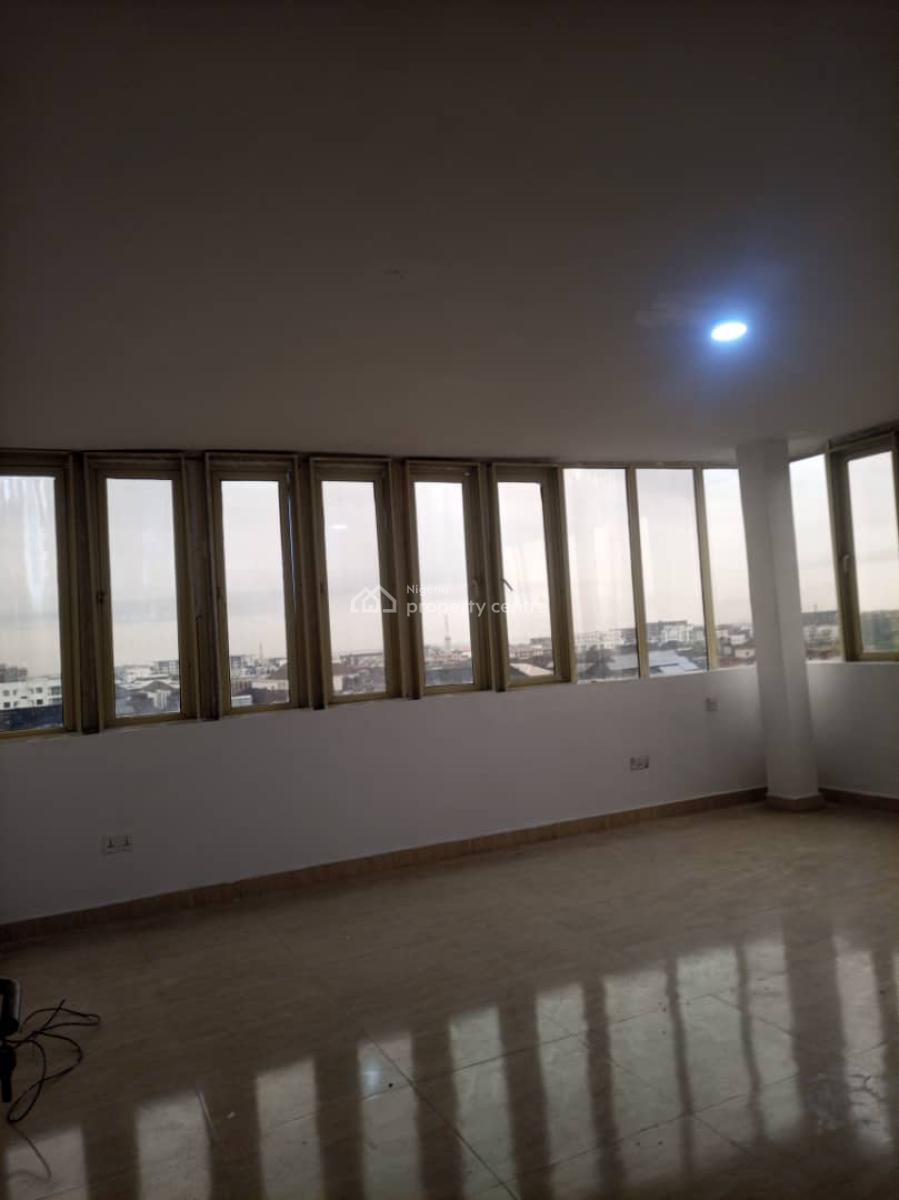 Fully Serviced 3 Bedroom Flat + Bq with Lift on The 6th Floor, Ikate Elegushi, Lekki, Lagos, Flat / Apartment for Rent