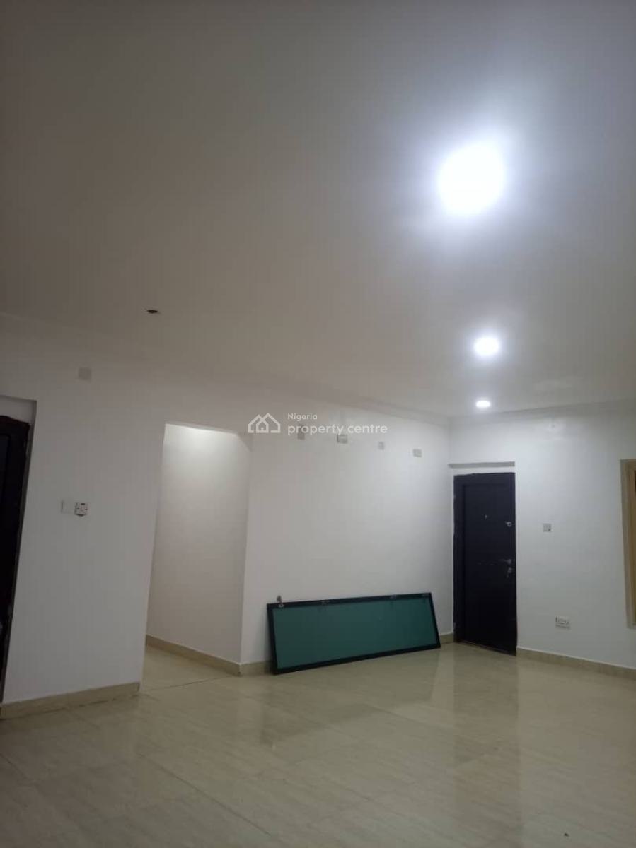 Fully Serviced 3 Bedroom Flat + Bq with Lift on The 6th Floor, Ikate Elegushi, Lekki, Lagos, Flat / Apartment for Rent