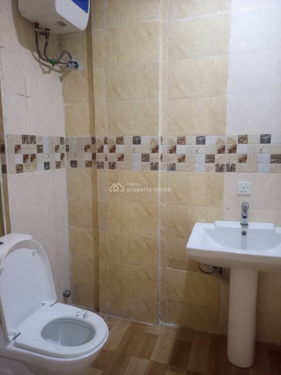 Fully Serviced 3 Bedroom Flat + Bq with Lift on The 6th Floor, Ikate Elegushi, Lekki, Lagos, Flat / Apartment for Rent