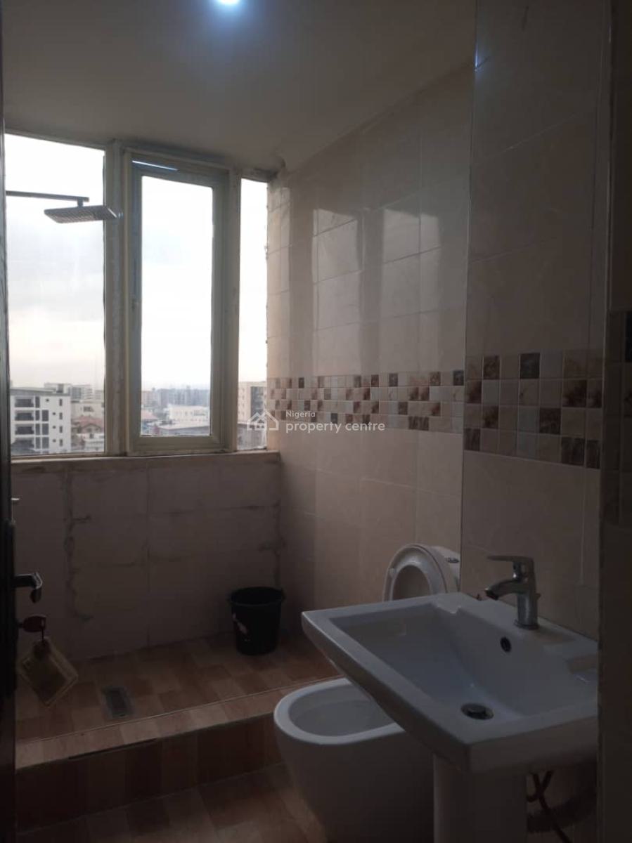 Fully Serviced 3 Bedroom Flat + Bq with Lift on The 6th Floor, Ikate Elegushi, Lekki, Lagos, Flat / Apartment for Rent