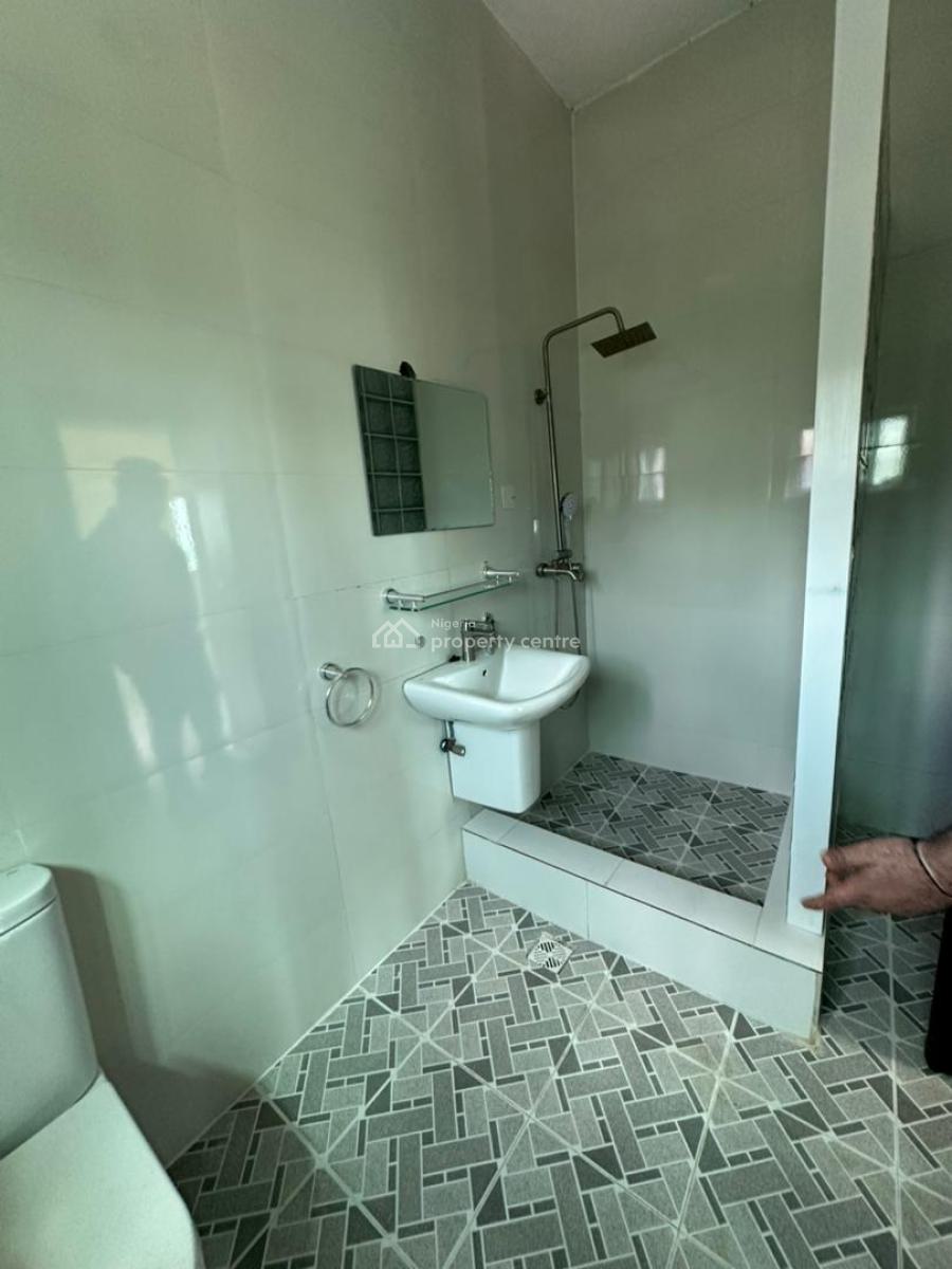 Well Finished 3 Bedroom Service Apartment with Room Bq, Diplomatic Zone, Katampe Extension, Katampe, Abuja, Flat / Apartment for Rent