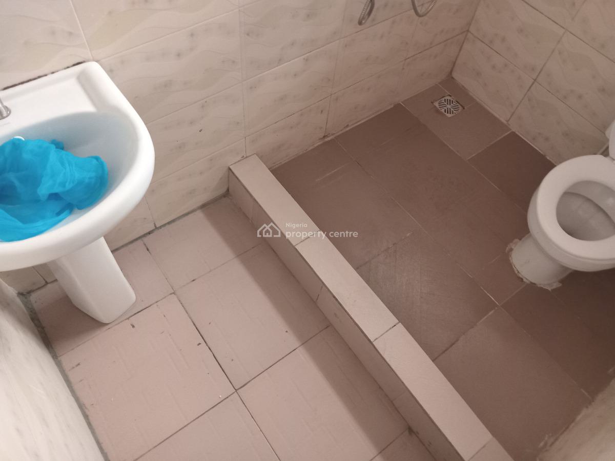 2 Bedroom Flat Upstairs, Sangotedo, Ajah, Lagos, Flat / Apartment for Rent