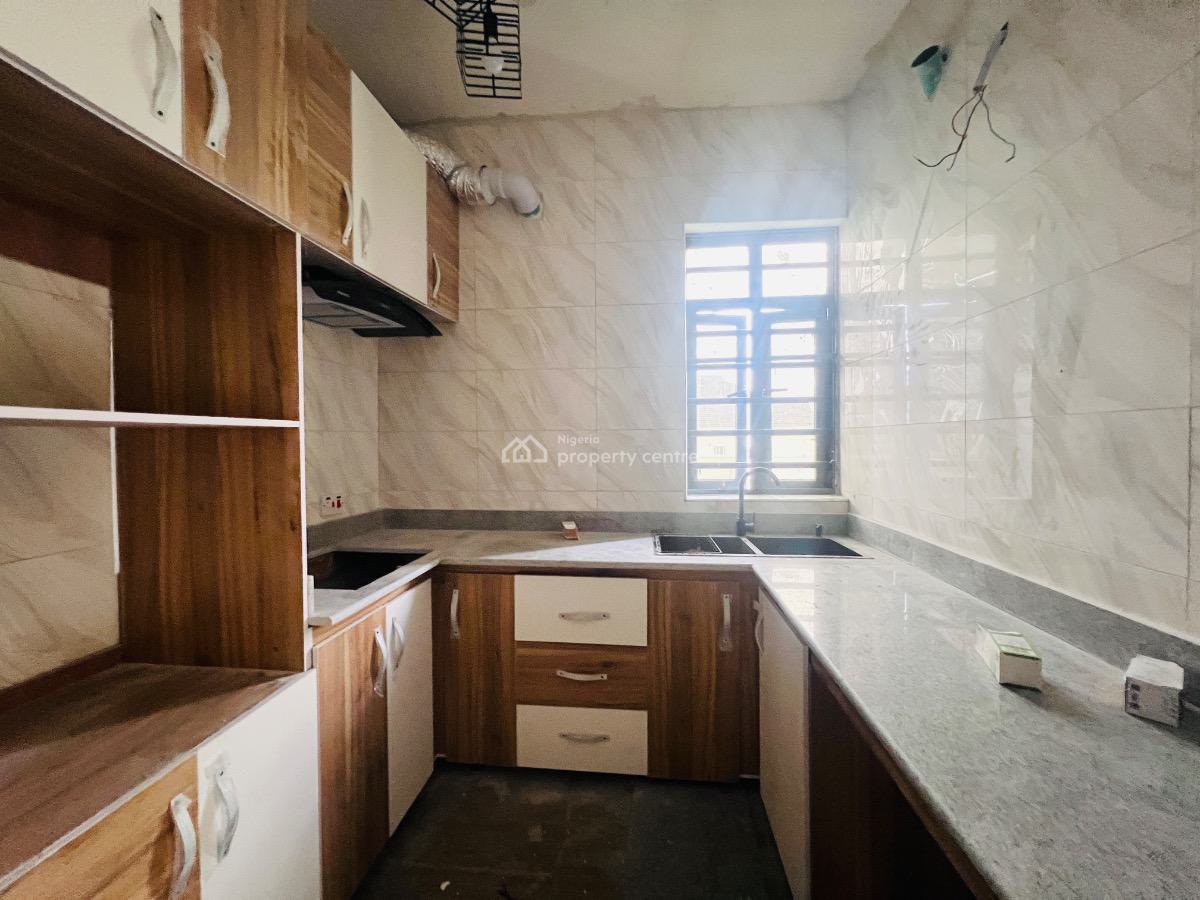 1 Bedroom Apartments in a Lovely Estate, Lekki Scheme 2, Ajah, Ajah, Lagos, Block of Flats for Sale