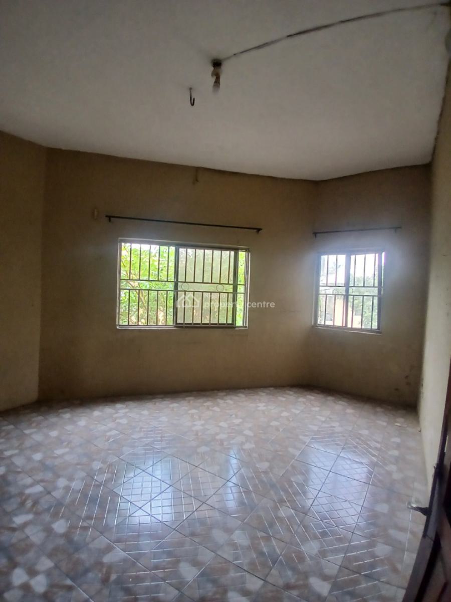 a Room in Shared Apartment with Portable Parlour, Badore Road, Ajah, Lagos, Flat / Apartment for Rent