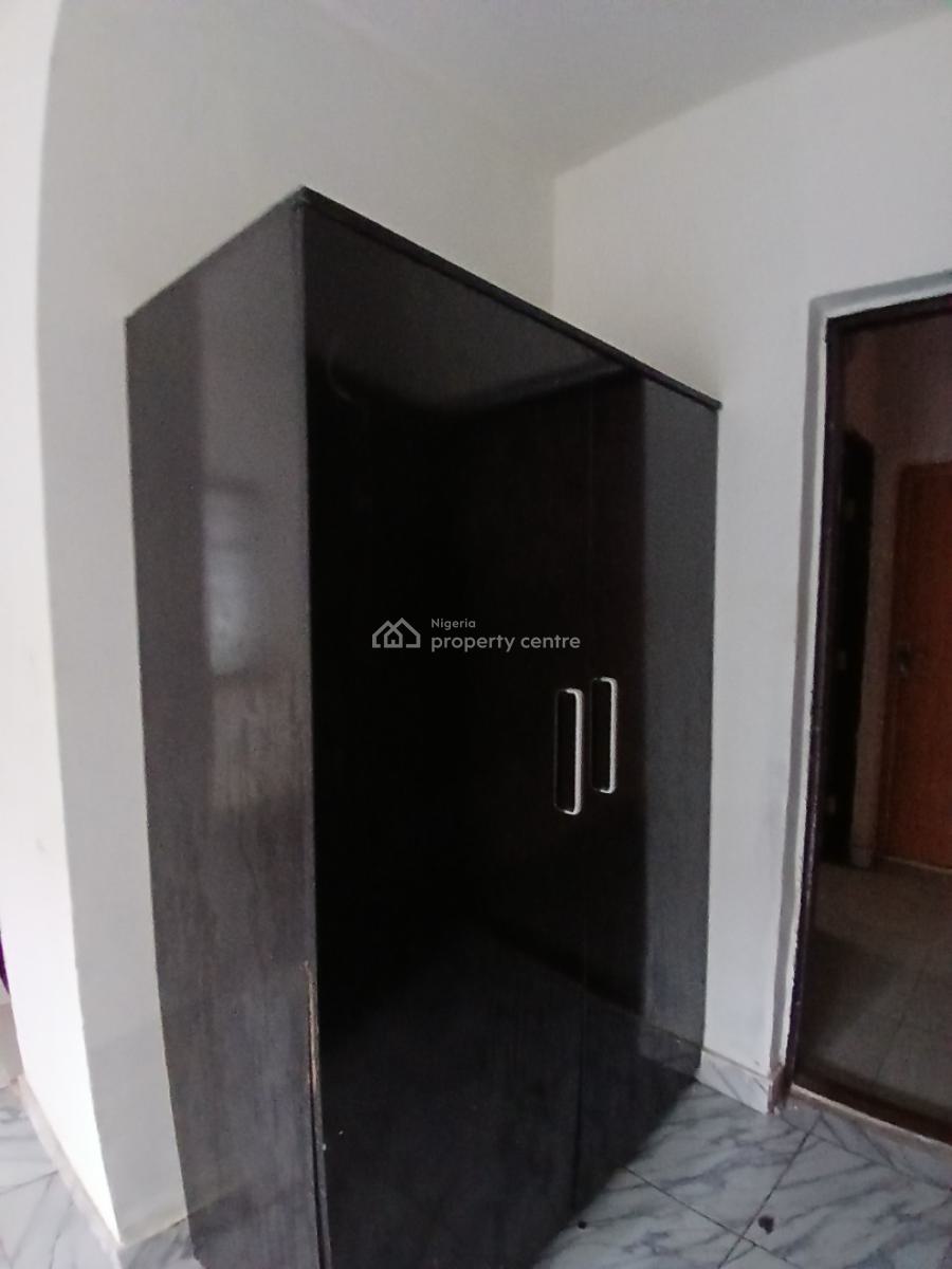 a Room in a Shared Apartment Along The Road, Along Ado Road, Ajah, Lagos, Flat / Apartment for Rent
