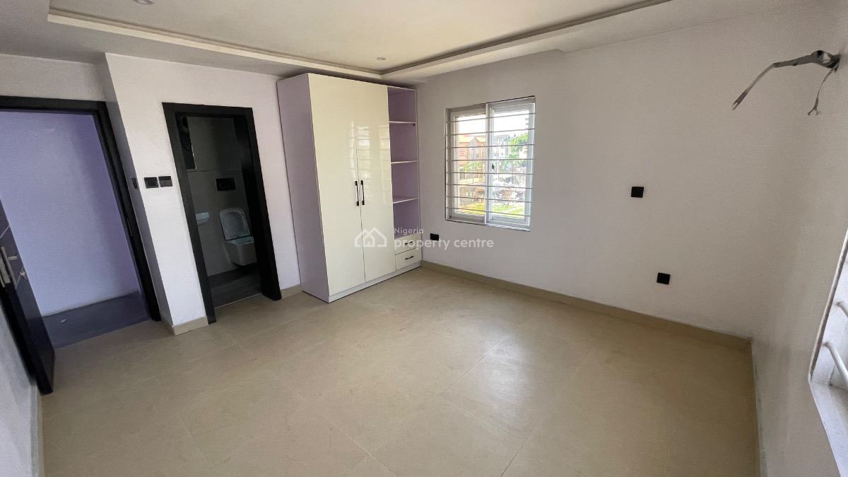 Lovely 3 Bedroom Flat, Phase 1, Lekki, Lagos, Block of Flats for Sale