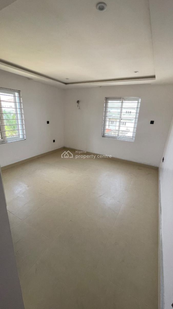 Lovely 3 Bedroom Flat, Phase 1, Lekki, Lagos, Block of Flats for Sale