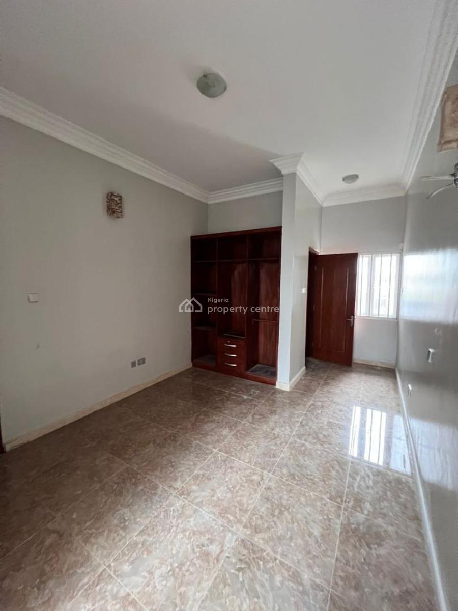 5 Bedrooms  Penthouse + Bq, Osapa, Lekki, Lagos, House for Sale