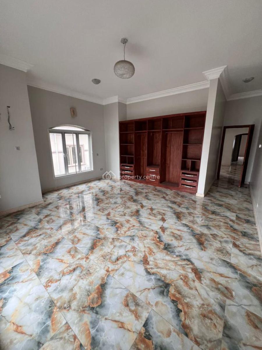 5 Bedrooms  Penthouse + Bq, Osapa, Lekki, Lagos, House for Sale