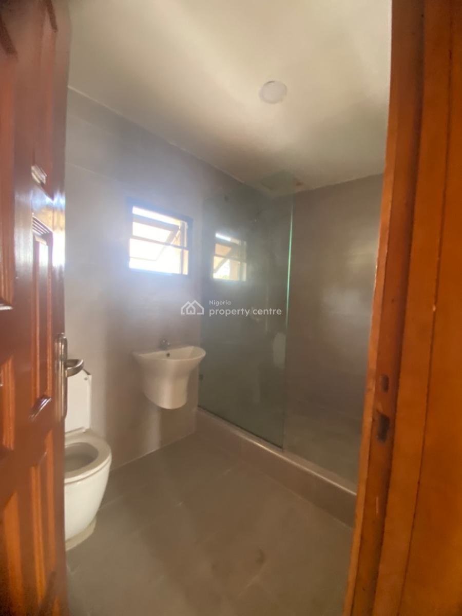 5 Bedrooms Semi Detached Duplex, Jakande, Lekki Phase 1, Lekki, Lagos, Semi-detached Duplex for Rent