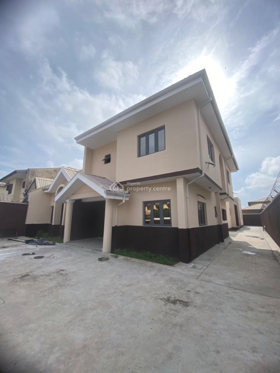 5 Bedrooms Semi Detached Duplex, Jakande, Lekki Phase 1, Lekki, Lagos, Semi-detached Duplex for Rent