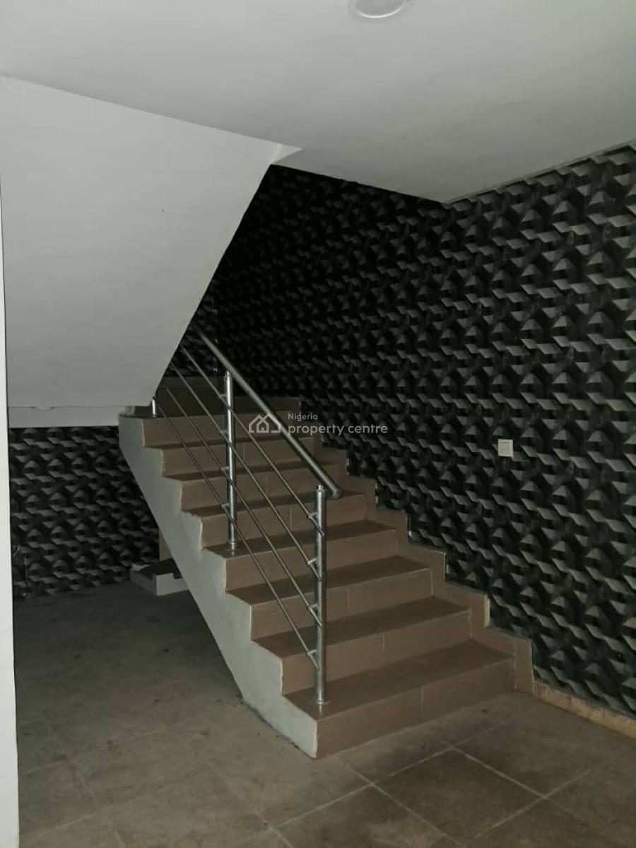 Spacious 4-bedroom Terrace with Bq, Igbo-efon, New Road Lekki Chevron, Lekki, Lagos, Terraced Duplex for Rent