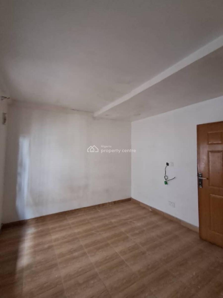 Spacious 4-bedroom Terrace with Bq, Igbo-efon, New Road Lekki Chevron, Lekki, Lagos, Terraced Duplex for Rent