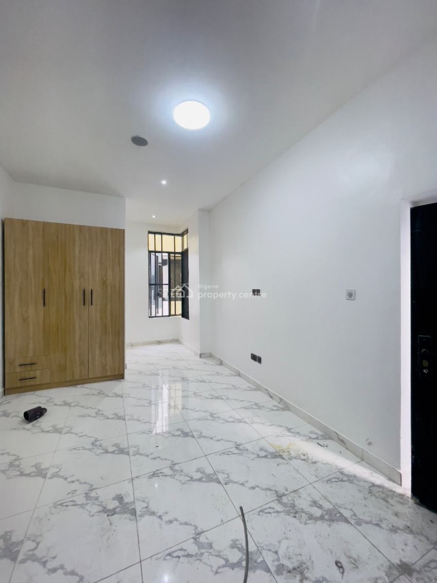 Contemporary 2 Bed Apartment with Communal Gym and Swimming Pool, Orchid, Lekki, Lagos, Flat / Apartment for Sale