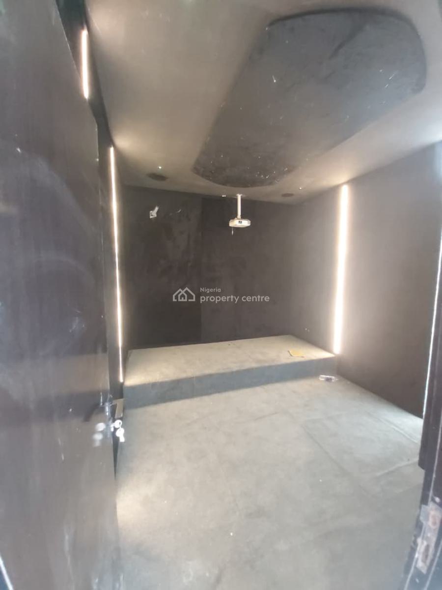 Luxury 5-bedroom Detached Duplex with Bq, Royal Garden, Orchid, Lekki Phase 2, Lekki, Lagos, Detached Duplex for Sale