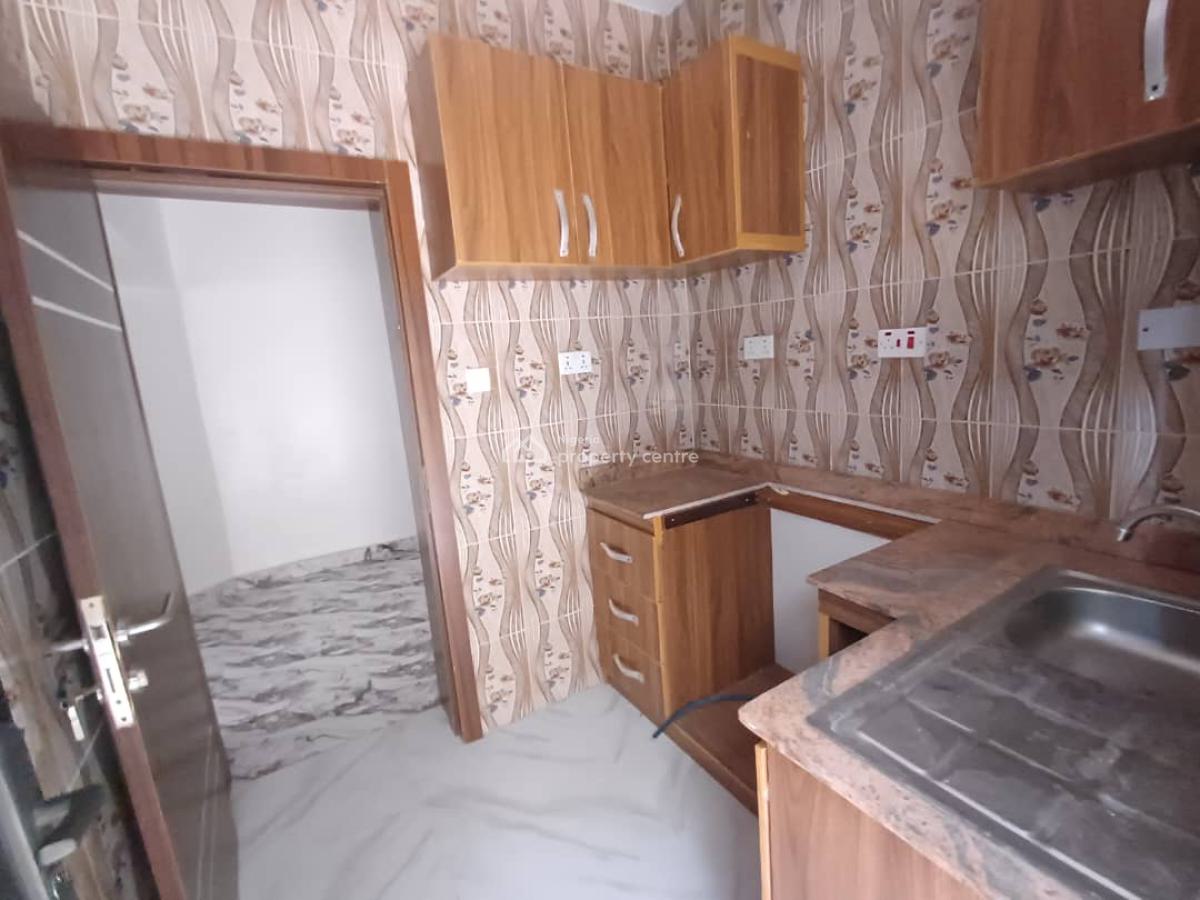 Sharp 3 Bed Room Apartment, Off Admiralty Way, Lekki Phase 1, Lekki, Lagos, Flat / Apartment for Rent