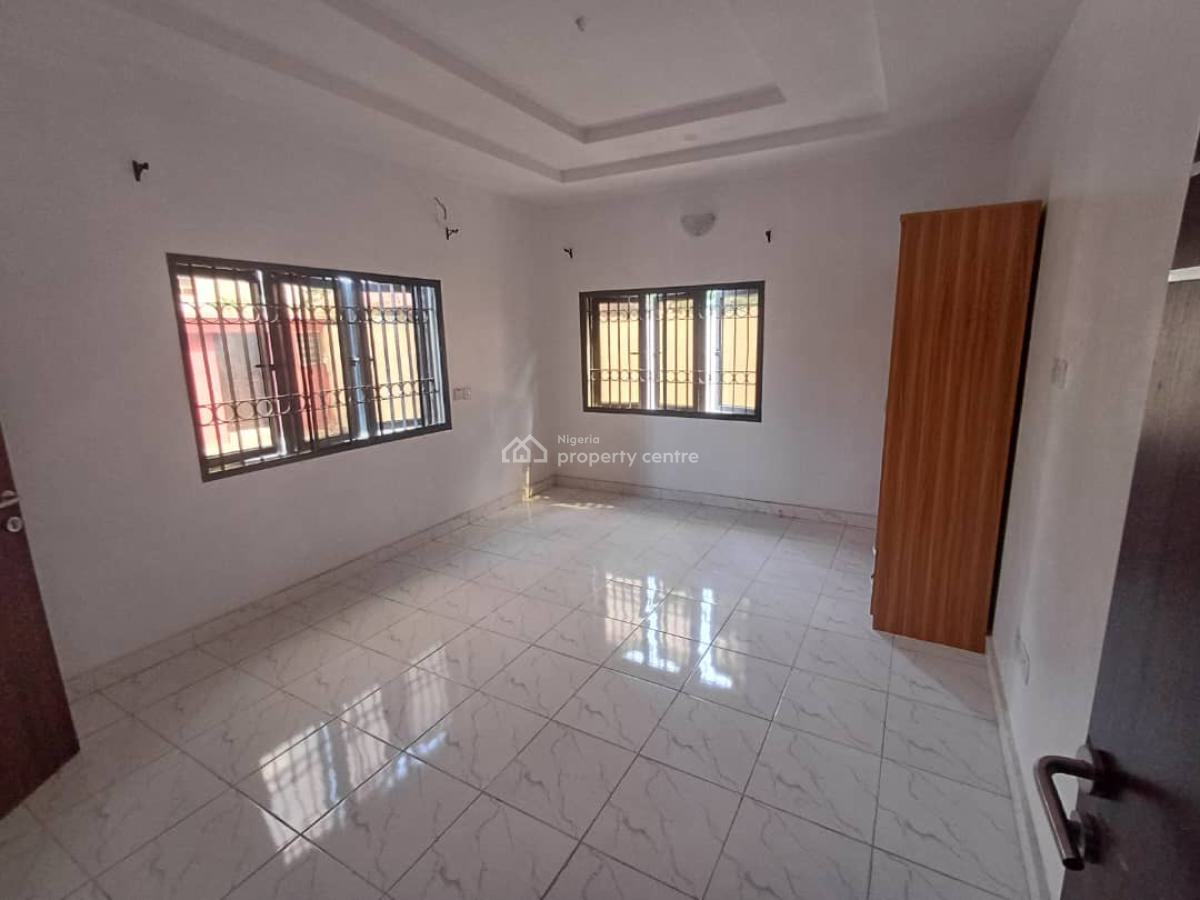 Sharp 3 Bed Room Apartment, Off Admiralty Way, Lekki Phase 1, Lekki, Lagos, Flat / Apartment for Rent