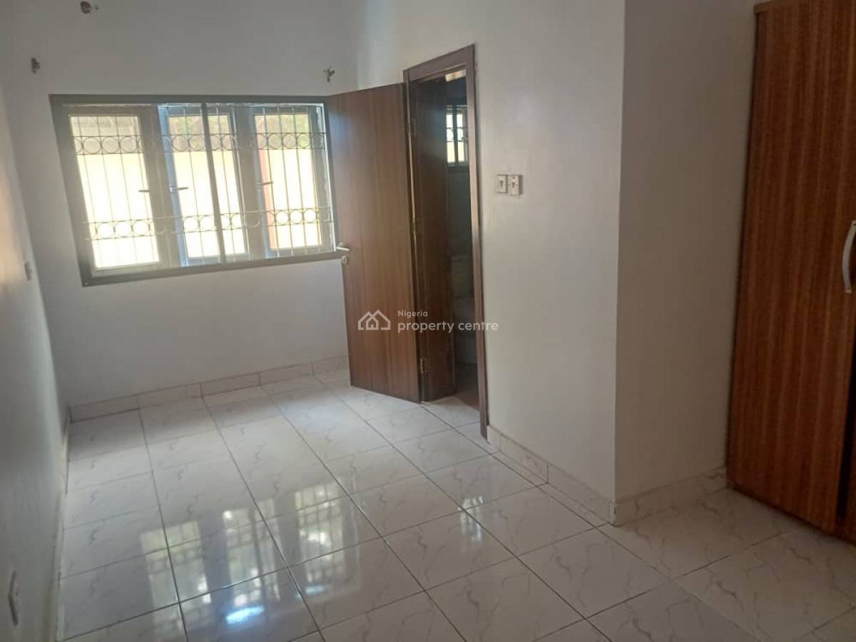 Sharp 3 Bed Room Apartment, Off Admiralty Way, Lekki Phase 1, Lekki, Lagos, Flat / Apartment for Rent