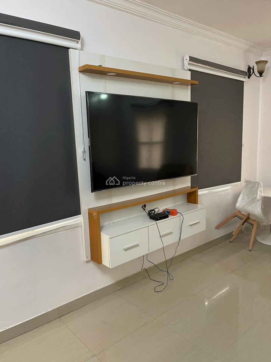 1 Bedroom Apartment, Gra Phase 2, Magodo, Lagos, Mini Flat (room and Parlour) Short Let