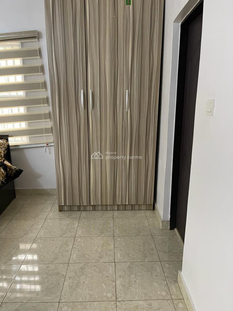1 Bedroom Apartment, Gra Phase 2, Magodo, Lagos, Mini Flat (room and Parlour) Short Let
