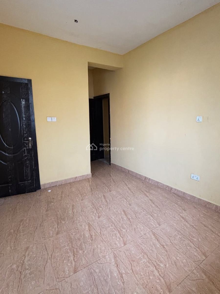 2 Bedroom Apartment, Ketu, Lagos, Flat / Apartment for Sale