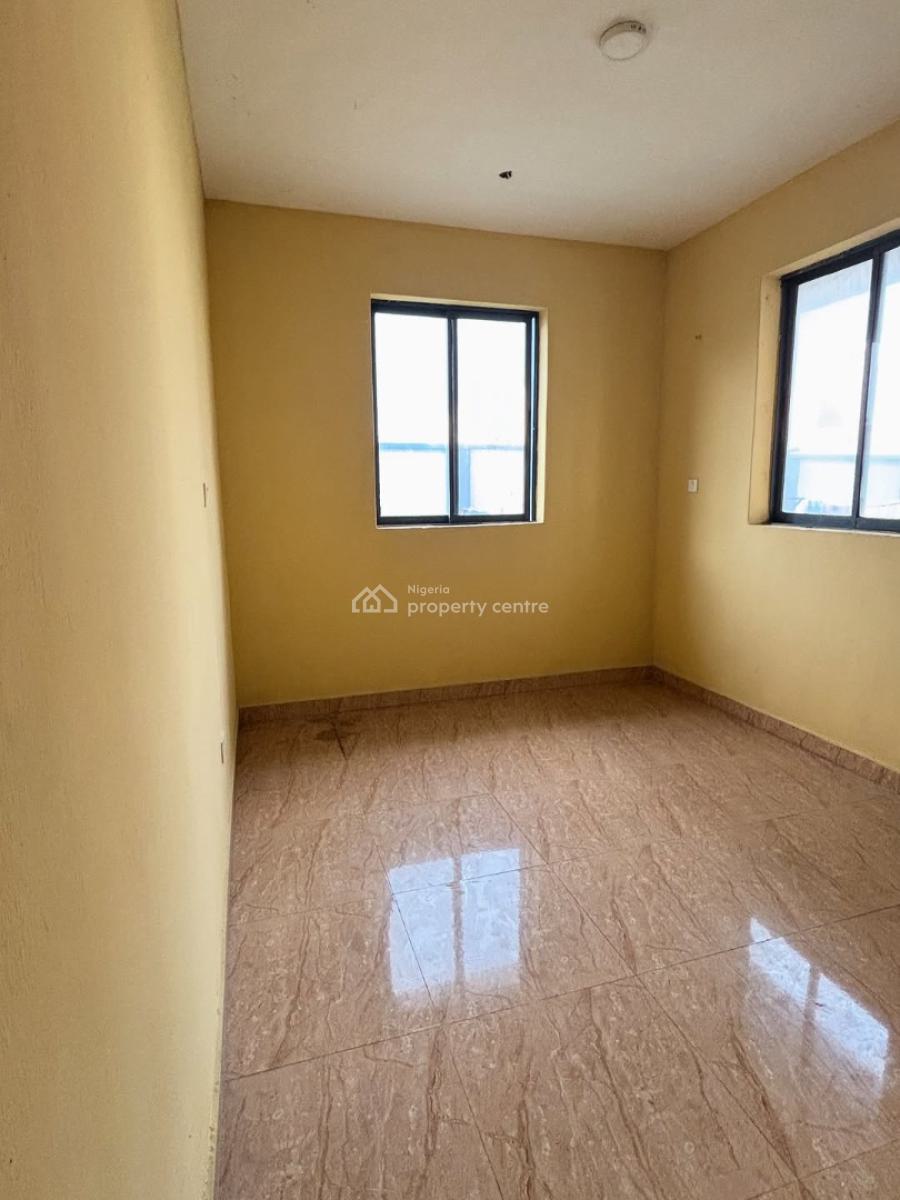 2 Bedroom Apartment, Ketu, Lagos, Flat / Apartment for Sale