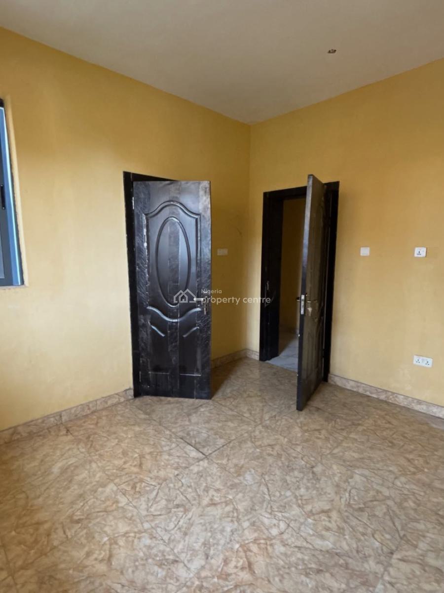 2 Bedroom Apartment, Ketu, Lagos, Flat / Apartment for Sale