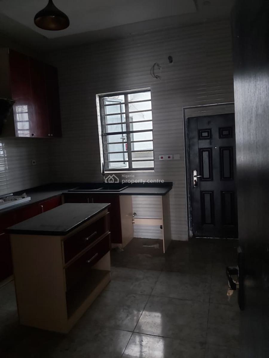 Luxurious 4 Bedroom Semi-detached with Bq., Royal Pine Orchid, Lekki Phase 2, Lekki, Lagos, Semi-detached Duplex for Sale