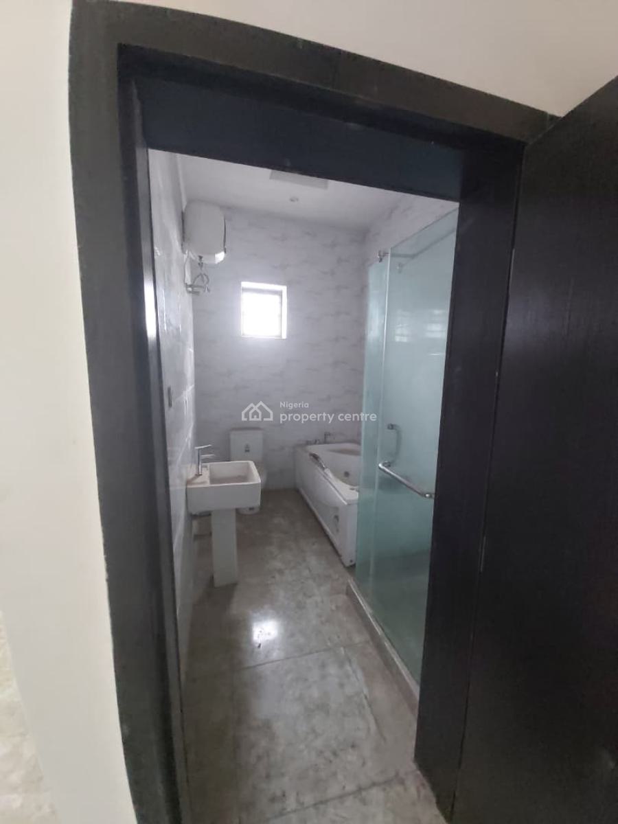 Luxurious 4 Bedroom Semi-detached with Bq., Royal Pine Orchid, Lekki Phase 2, Lekki, Lagos, Semi-detached Duplex for Sale