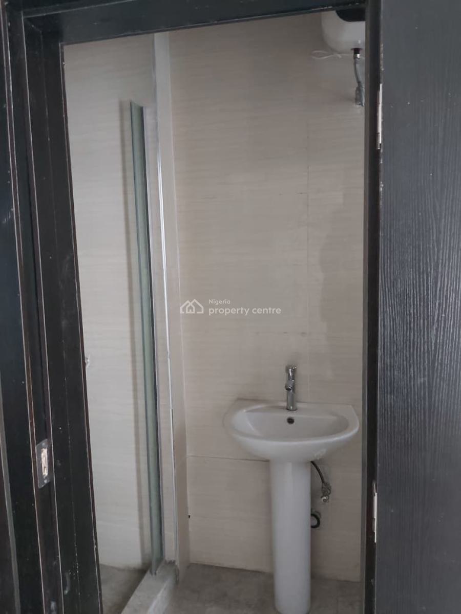 Luxurious 4 Bedroom Semi-detached with Bq., Royal Pine Orchid, Lekki Phase 2, Lekki, Lagos, Semi-detached Duplex for Sale