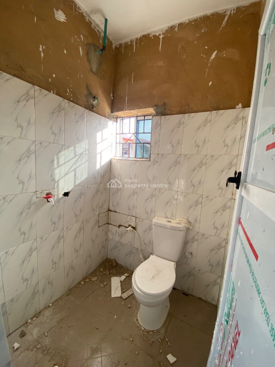 Newly Built 2-bedroom Flat All Rooms En-suite + Visitors Toilet, Off Kilo Bustop, Surulere, Lagos, House for Rent