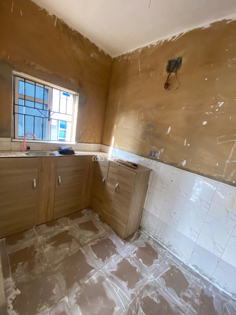 Newly Built 2-bedroom Flat All Rooms En-suite + Visitors Toilet, Off Kilo Bustop, Surulere, Lagos, House for Rent