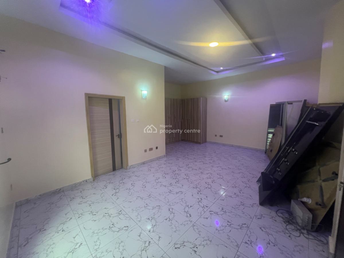 Self Compound 4 Bed Detached Duplex, Ikota, Lekki, Lagos, Semi-detached Duplex for Rent