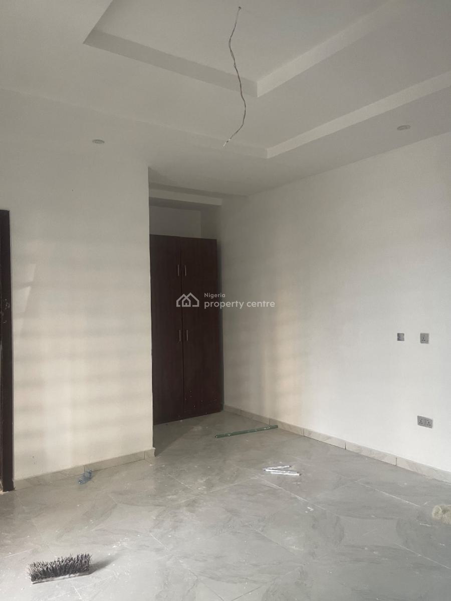 Luxury 2bedroom Apartment Inside Mini Service Estate, Mobil Road, Ikota, Lekki, Lagos, Terraced Bungalow for Rent