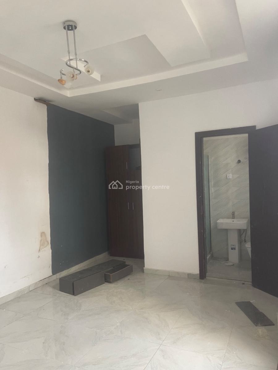 Luxury 2bedroom Apartment Inside Mini Service Estate, Mobil Road, Ikota, Lekki, Lagos, Terraced Bungalow for Rent