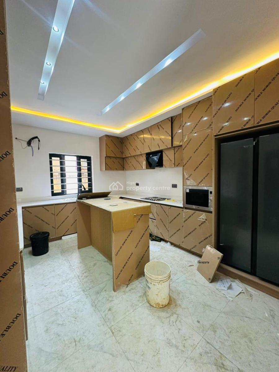 Elegant 4 Bedroom Semidetached Duplex Plus Bq in a Gated Estate, Gra Phase 1, Magodo, Lagos, Semi-detached Duplex for Sale