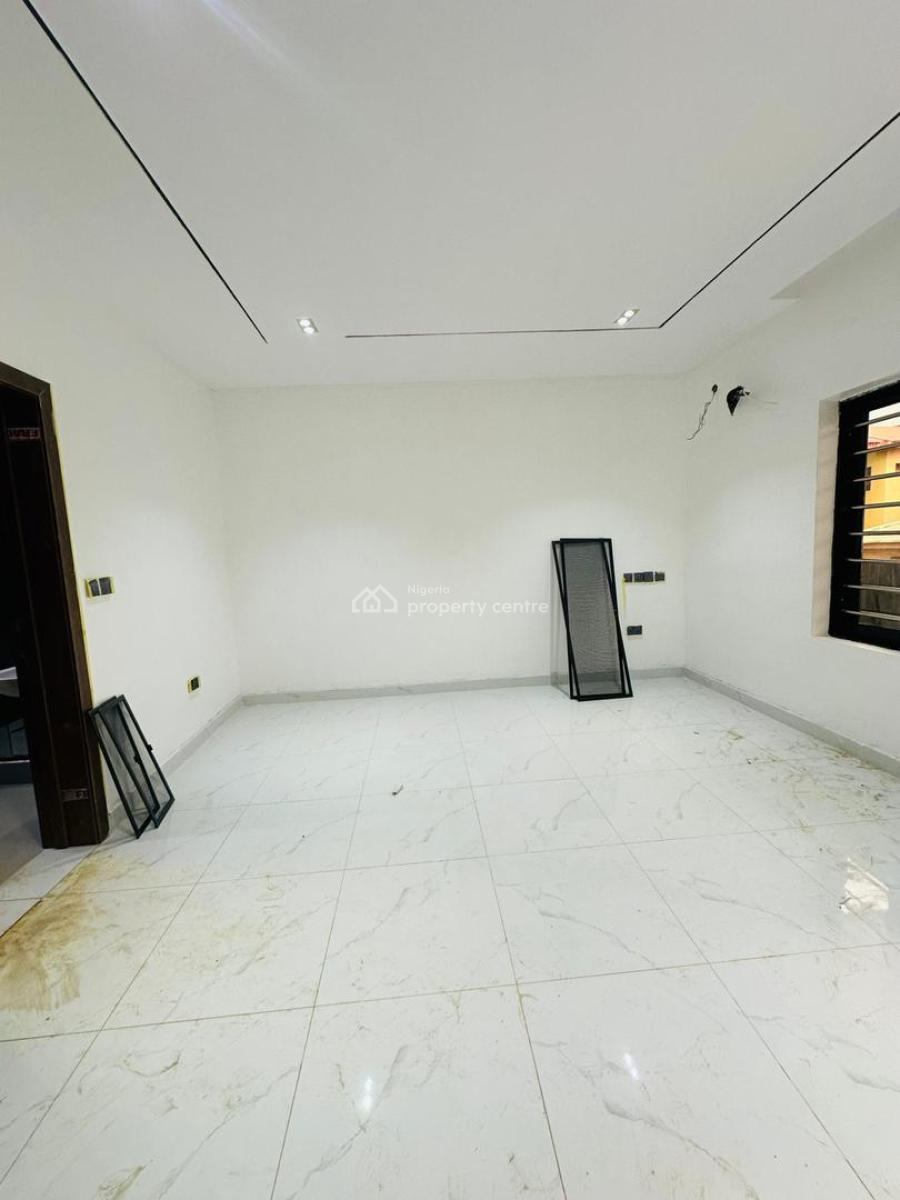 Elegant 4 Bedroom Semidetached Duplex Plus Bq in a Gated Estate, Gra Phase 1, Magodo, Lagos, Semi-detached Duplex for Sale