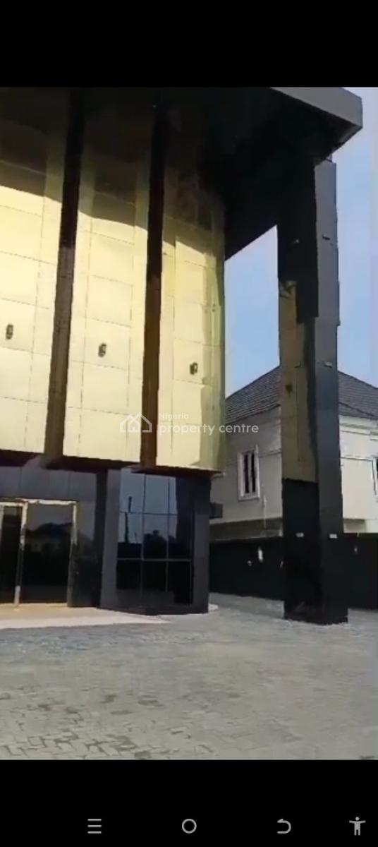 a Well Maintained Standard & Well Equipped Clubhouse and Events Centre, Ikota Off Lekki/epe Expressway, Ikota, Lekki, Lagos, Conference / Meeting / Training Room for Sale