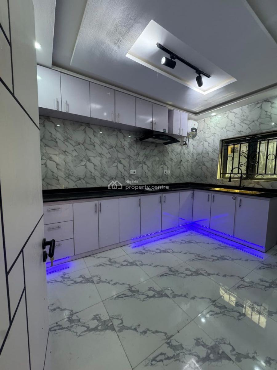 Neatly Built 3 Bedroom Bungalow with Pop, Ateere, Off Akala Express, Ibadan, Oyo, Detached Bungalow for Sale