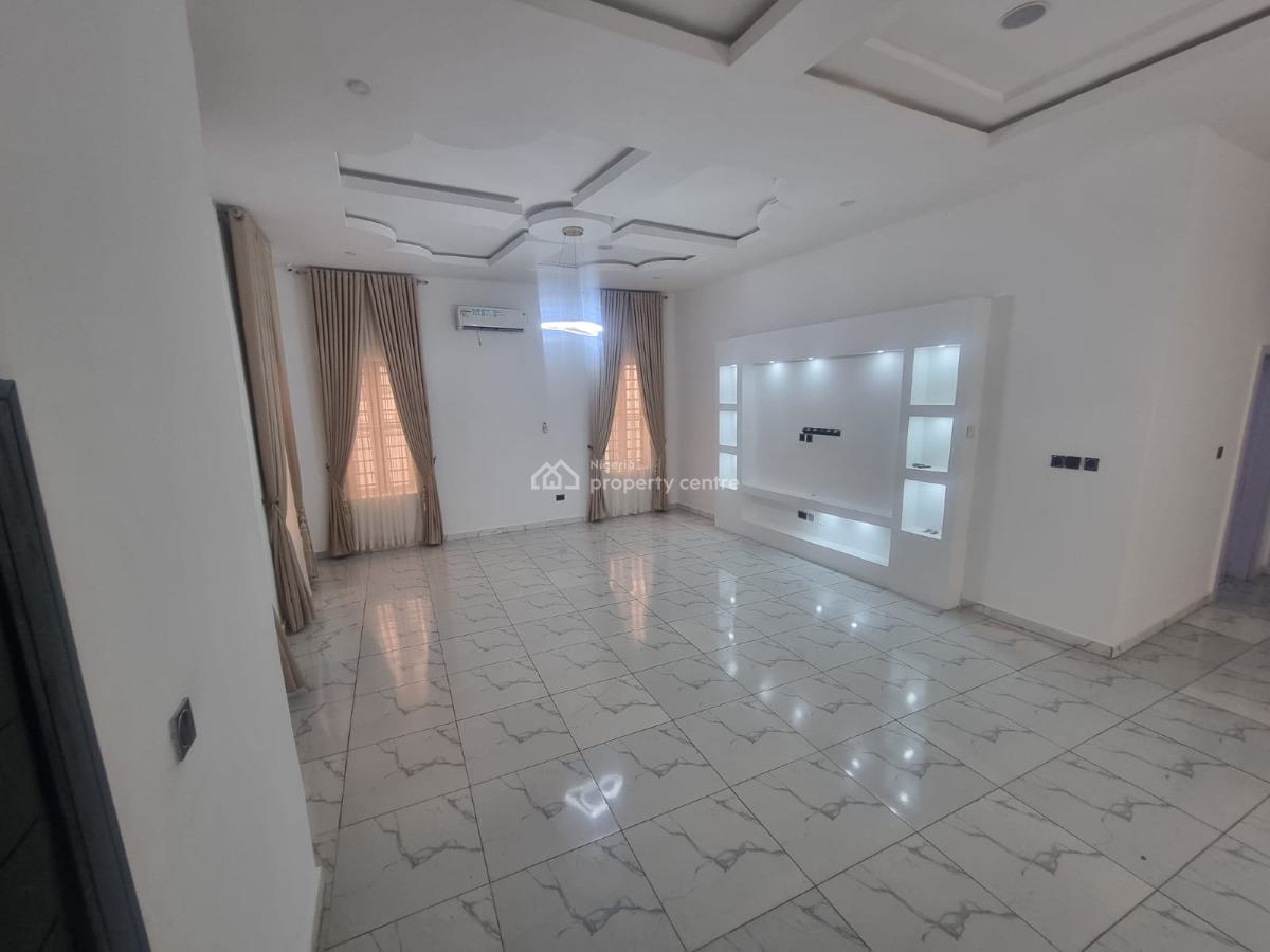 5 Bedrooms Fully Detached Duplex with Bq, Chevron, Lekki, Lagos, Detached Duplex for Rent