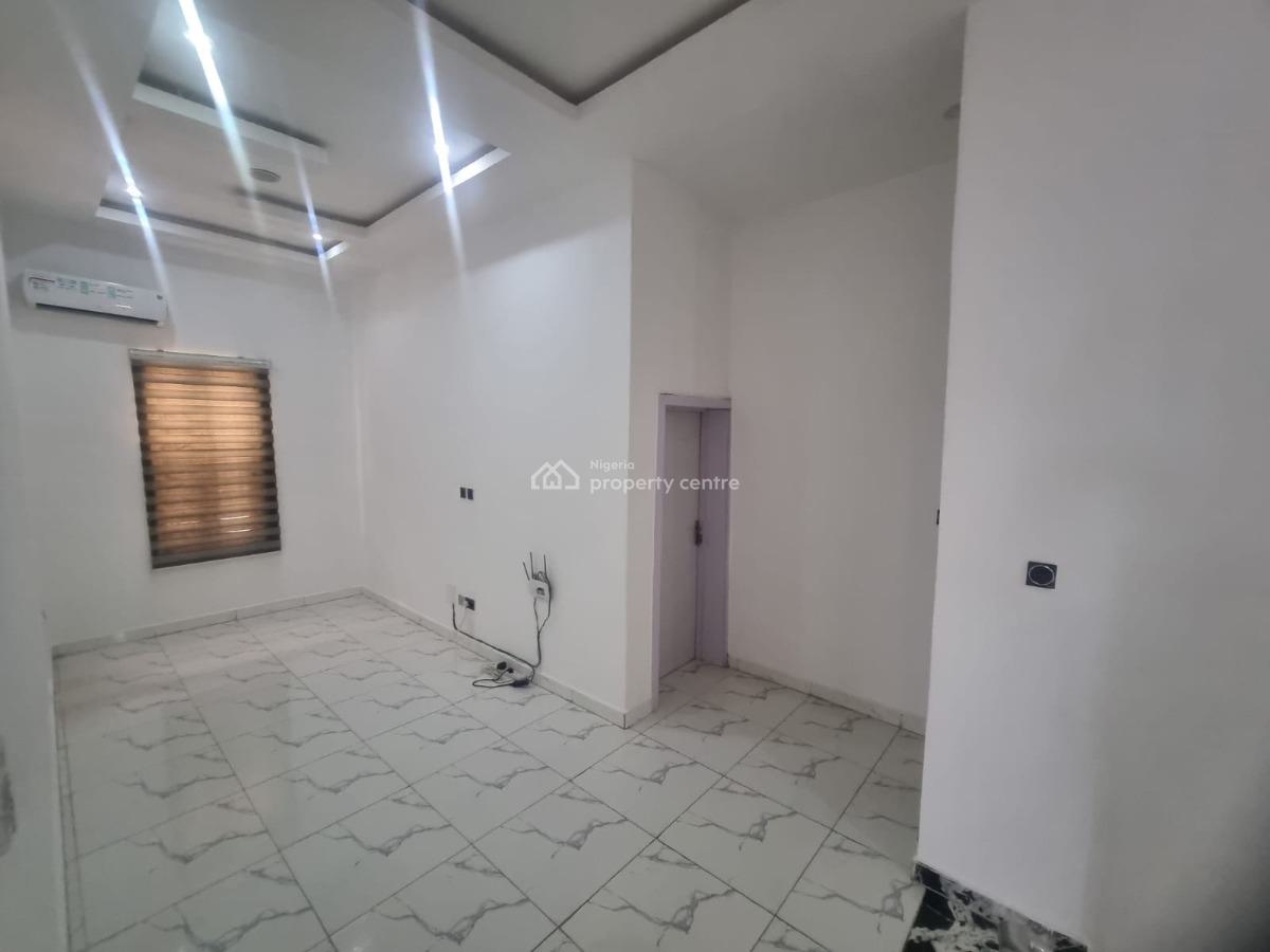 5 Bedrooms Fully Detached Duplex with Bq, Chevron, Lekki, Lagos, Detached Duplex for Rent