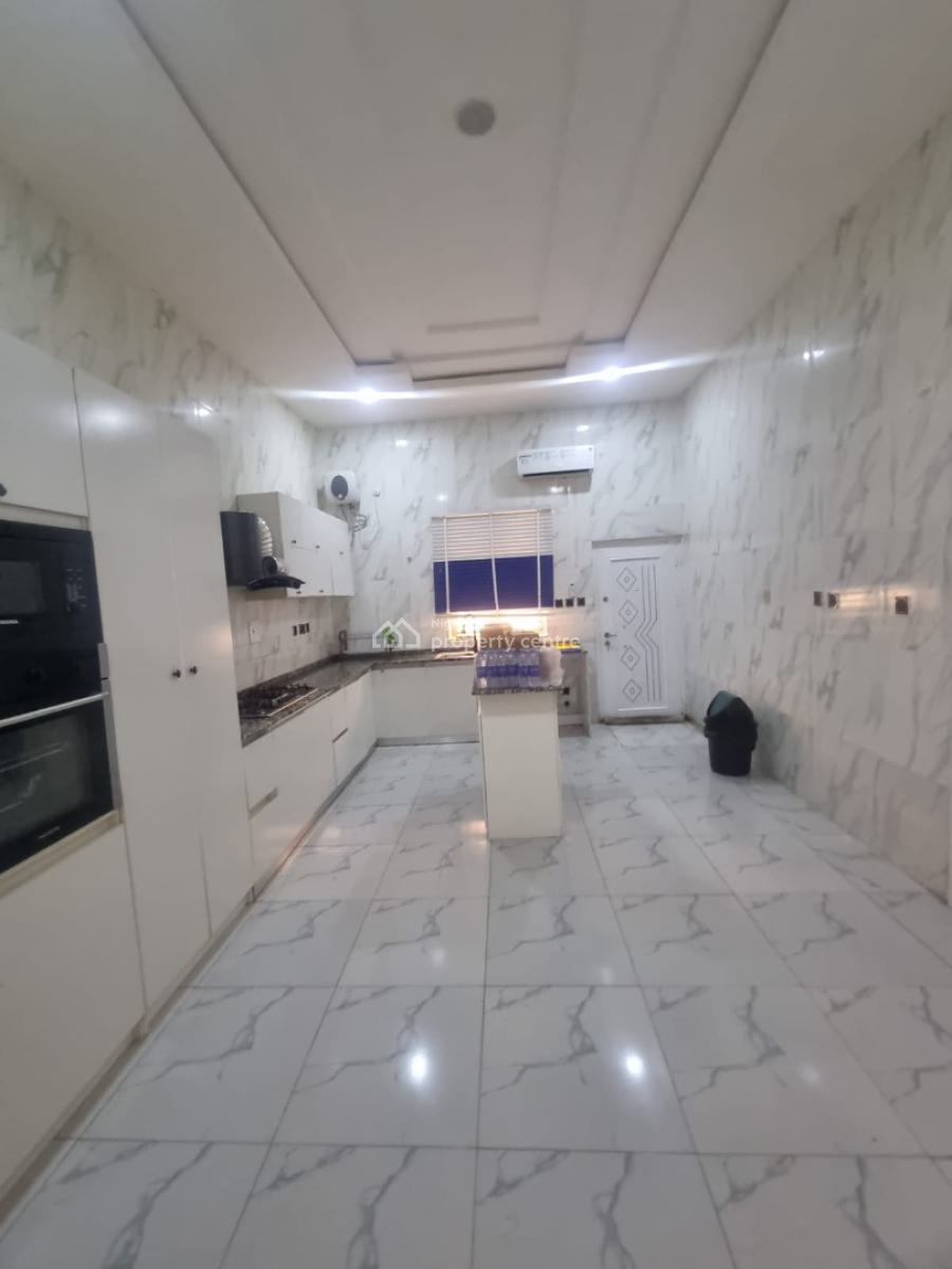 5 Bedrooms Fully Detached Duplex with Bq, Chevron, Lekki, Lagos, Detached Duplex for Rent