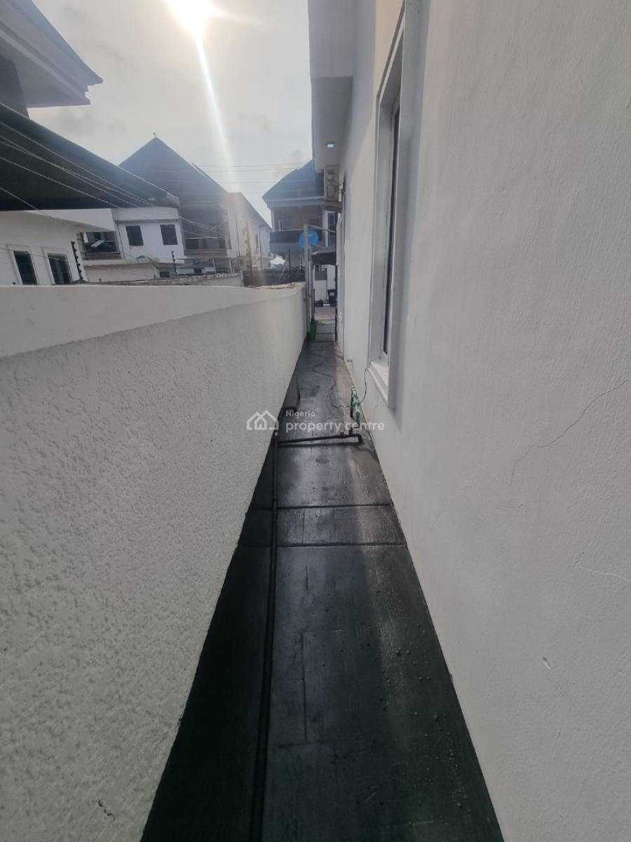 5 Bedrooms Fully Detached Duplex with Bq, Chevron, Lekki, Lagos, Detached Duplex for Rent