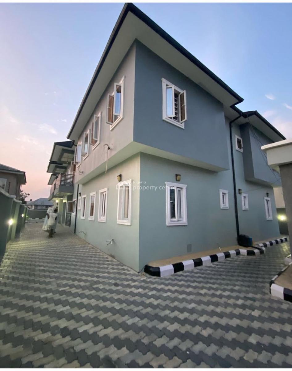 Excellent 2 Bedroom Flat, Badore, Ajah, Lagos, Flat / Apartment for Rent
