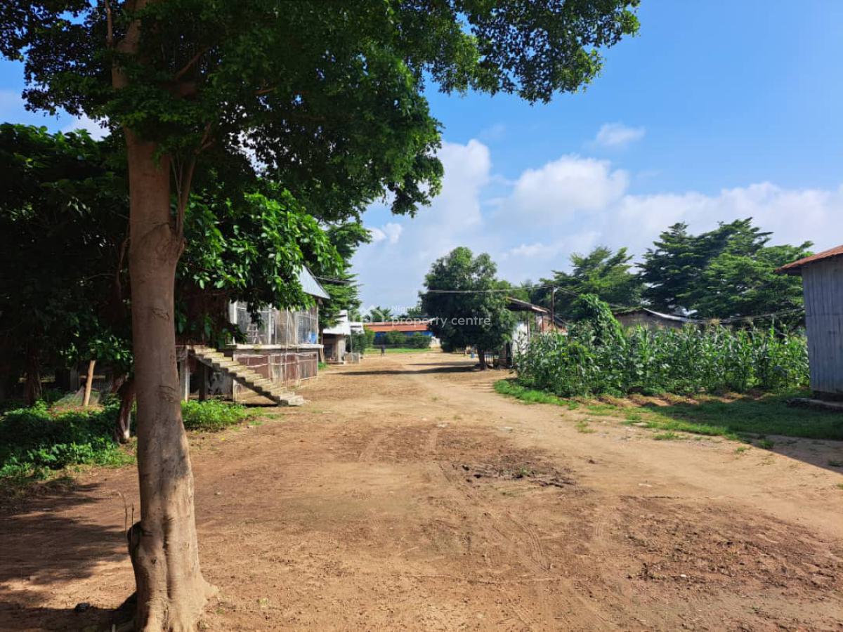 a Massive 10 Hectares Ultra Modern Full Function Poultry Farm Is Avail, Masaka, Karu, Nasarawa, Factory for Sale