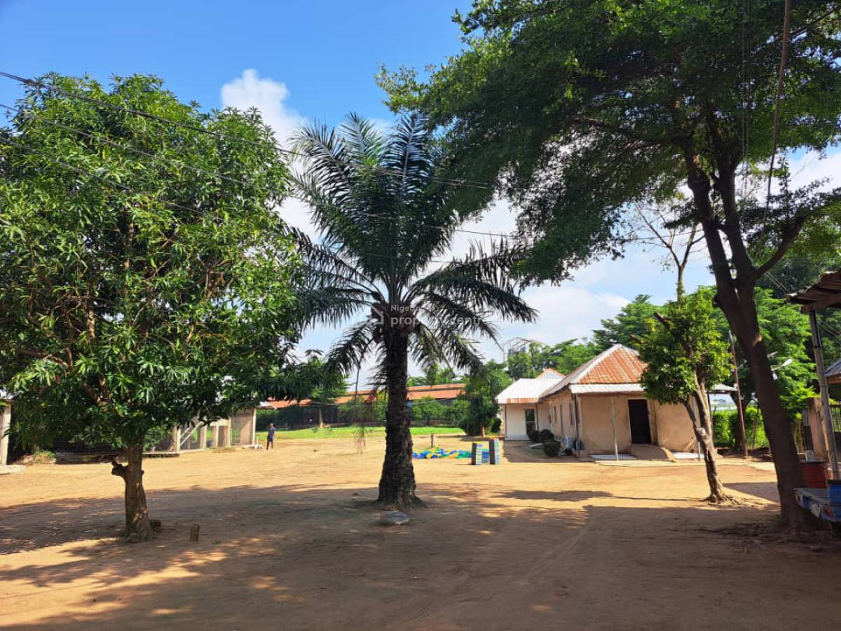 a Massive 10 Hectares Ultra Modern Full Function Poultry Farm Is Avail, Masaka, Karu, Nasarawa, Factory for Sale